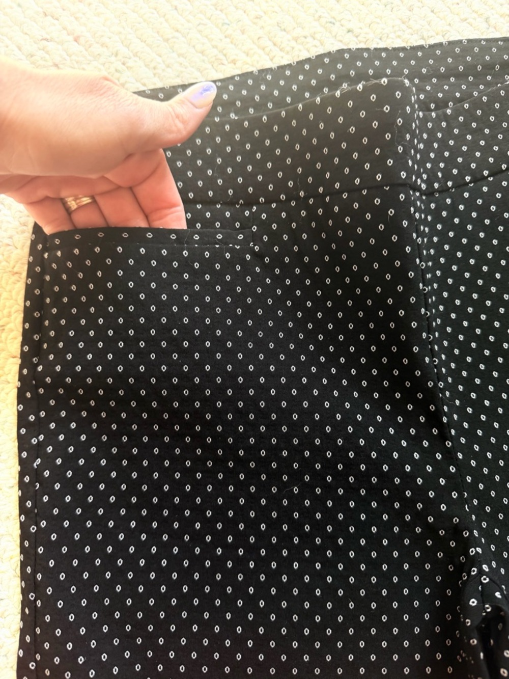Chico’s Petite Jacquard Brigitte™ Slim Ankle Pants- Ladies size 4 (Chico’s 0P) - Picture 6 of 10